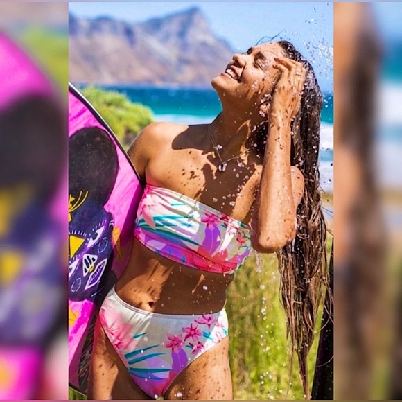 Billabong Lost in Daydreams Tropical Summer Tube Bikini Top | Maui Rider Bottoms - Picture 8 of 14